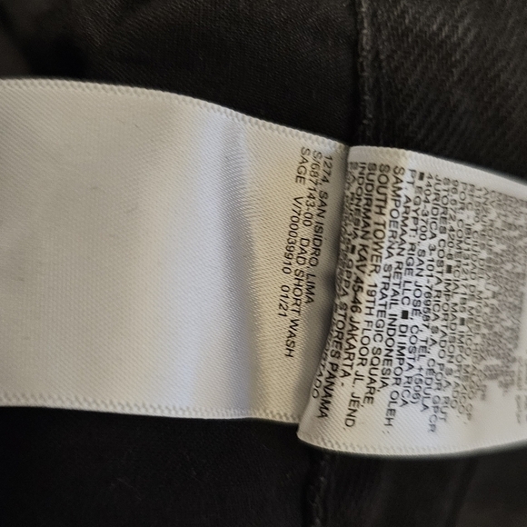 ⭐️40% Off⭐️ Old Navy Dad Shorts in Faded Black - Picture 14 of 14